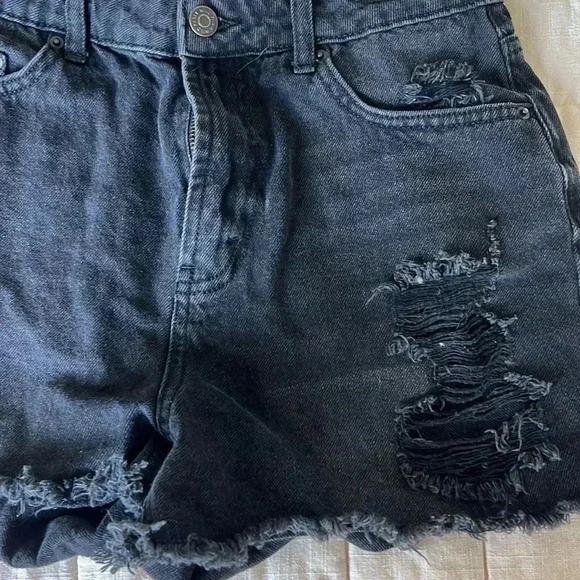 Wild Fable Distressed Shorts - Picture 3 of 8